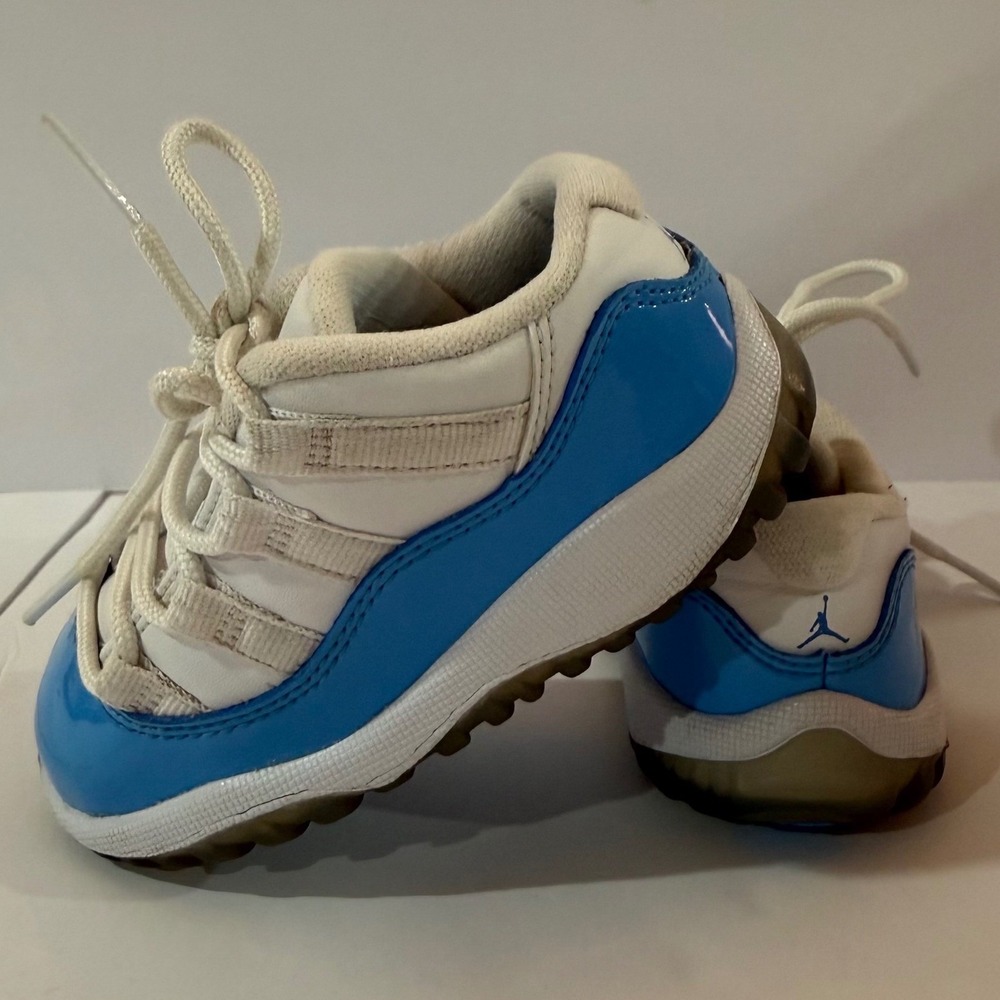 Jordan 11 Retro Low University Blue Toddler Sneakers 505836-106 Size 6C